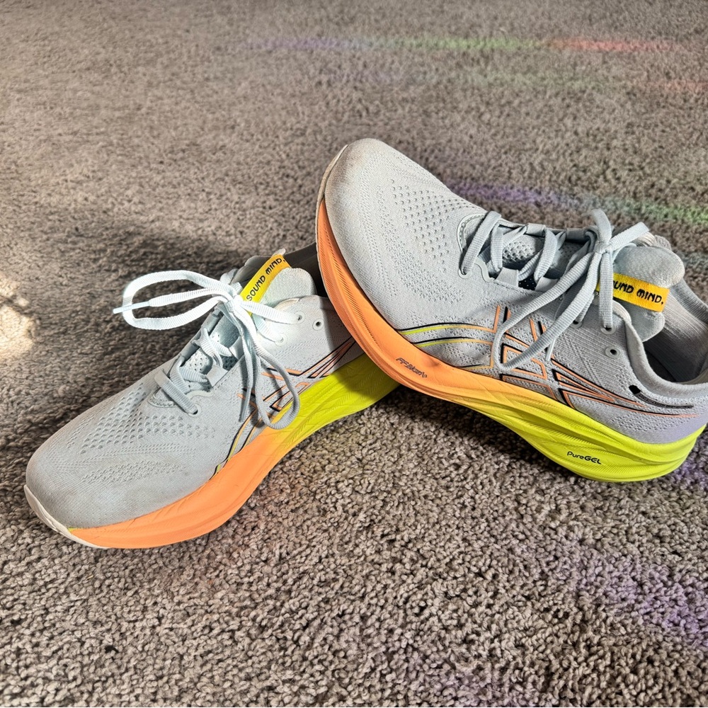 ASICS Gel Nimbus 26 - Women’s 8